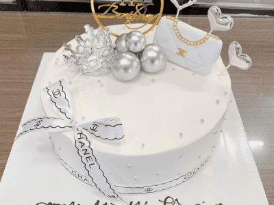 Bánh Kem Tặng Nữ Hannie 23