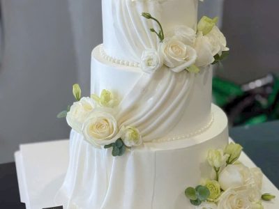 Bánh cưới 3 tầng