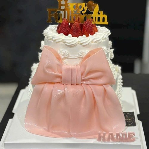 Bánh nơ 2 tầng có dâu