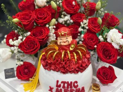 Bánh khai trương hoa đỏ