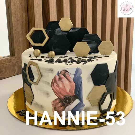 Bánh kem chúc mừng nhân viên xuất sắc Hannie phong cách lịch lãm, vàng đen