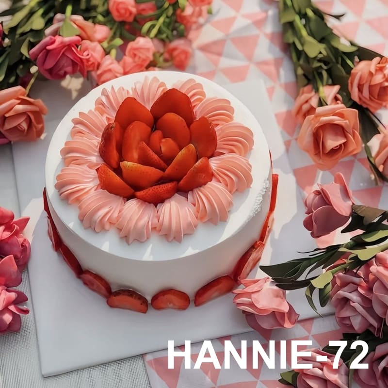 Bánh kem tình yêu dâu tây trang trí hoa hồng Hannie