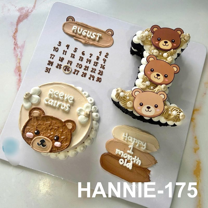 Bánh kem đầy tháng Hannie set gấu teddy và lịch cho bé trai.