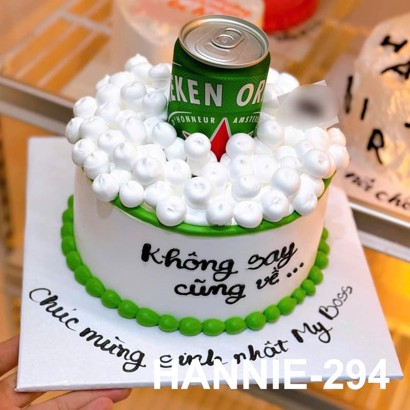 Bánh kem bia Hannie độc đáo, vị ngọt vừa, gây ấn tượng mạnh.