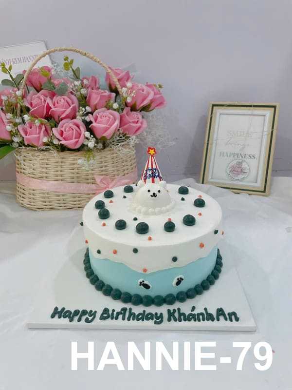 Bánh kem gấu bông trắng dễ thương cho bé trai, đặc biệt từ Hannie